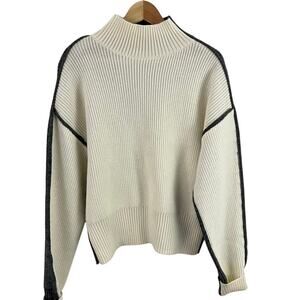 FORE Cream Gray Colorblock Sweater Women Size Medium